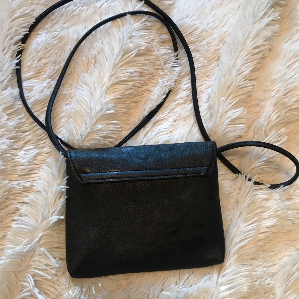 Small crossbody envelope bag